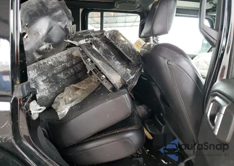 2022 Jeep Wrangler Unlimited Sahara 4Xe z USA, uszkodzony, nr VIN 1C4JJXP68NW257741